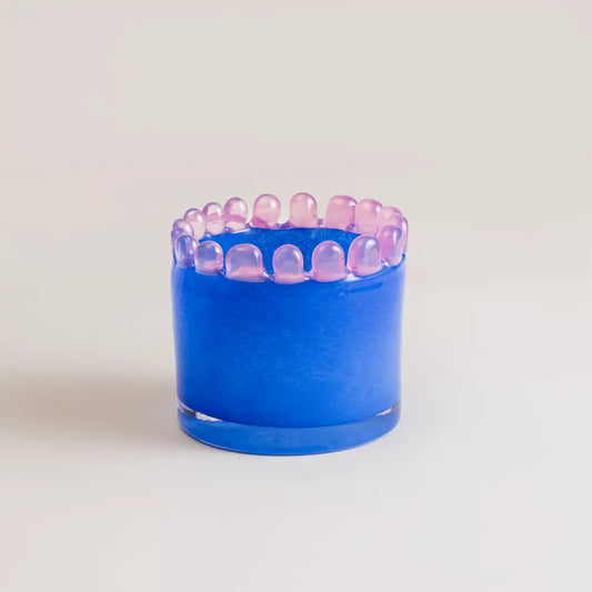 vase moderne en verre bleu avec perles en relief – Perles d’Ambre