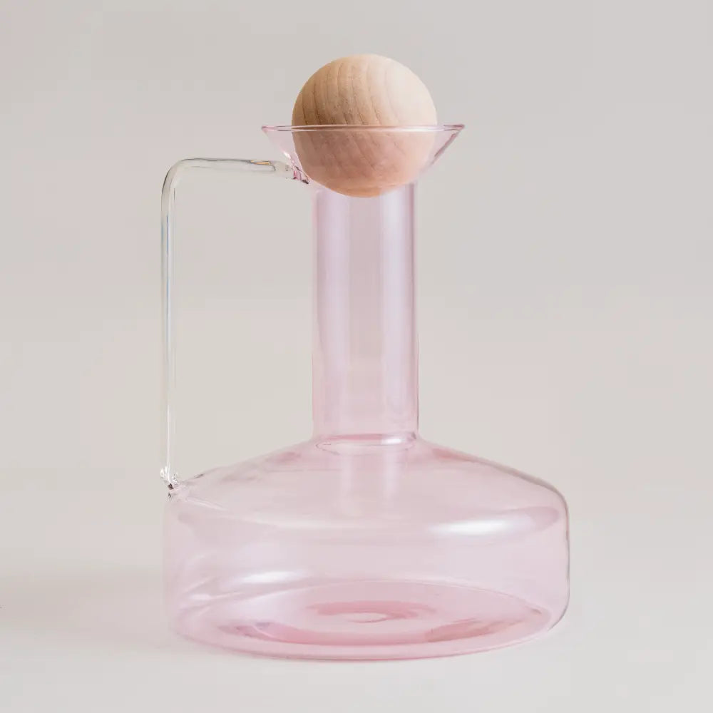 carafe à eau colorée moderne pour table élégante