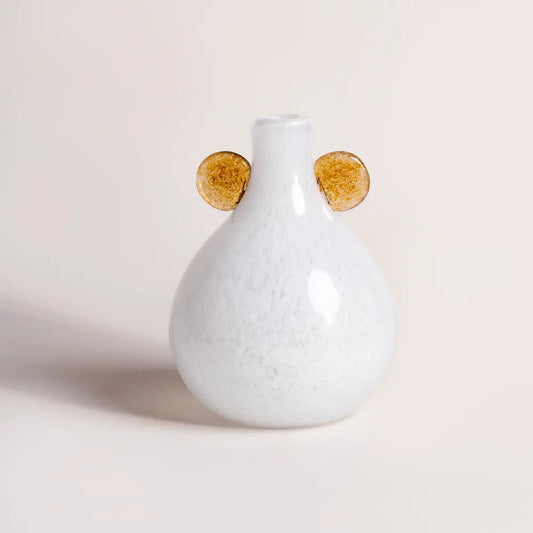 Mini vase blanc en verre soufflé avec deux oreilles ambre – Les Écouteurs Neige Silencieuse