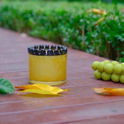 Vase moderne multifonction, idéal pour les bougies ou les mini bouquets.