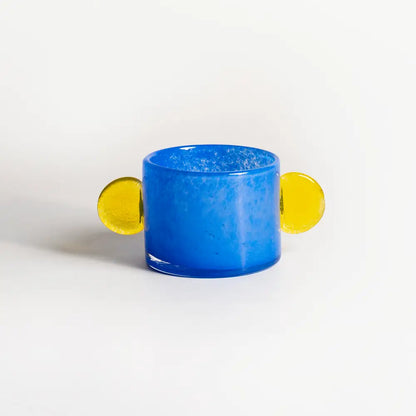 Vase pour les fleurs Bleu Clairon en verre soufflé bleu, anses jaunes
