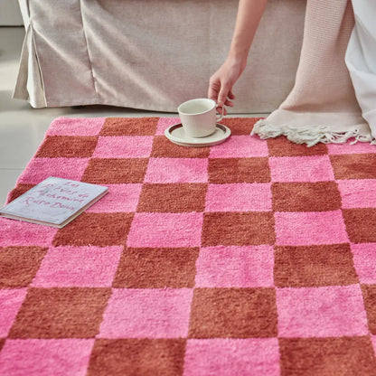 tapis à carreaux rose salon